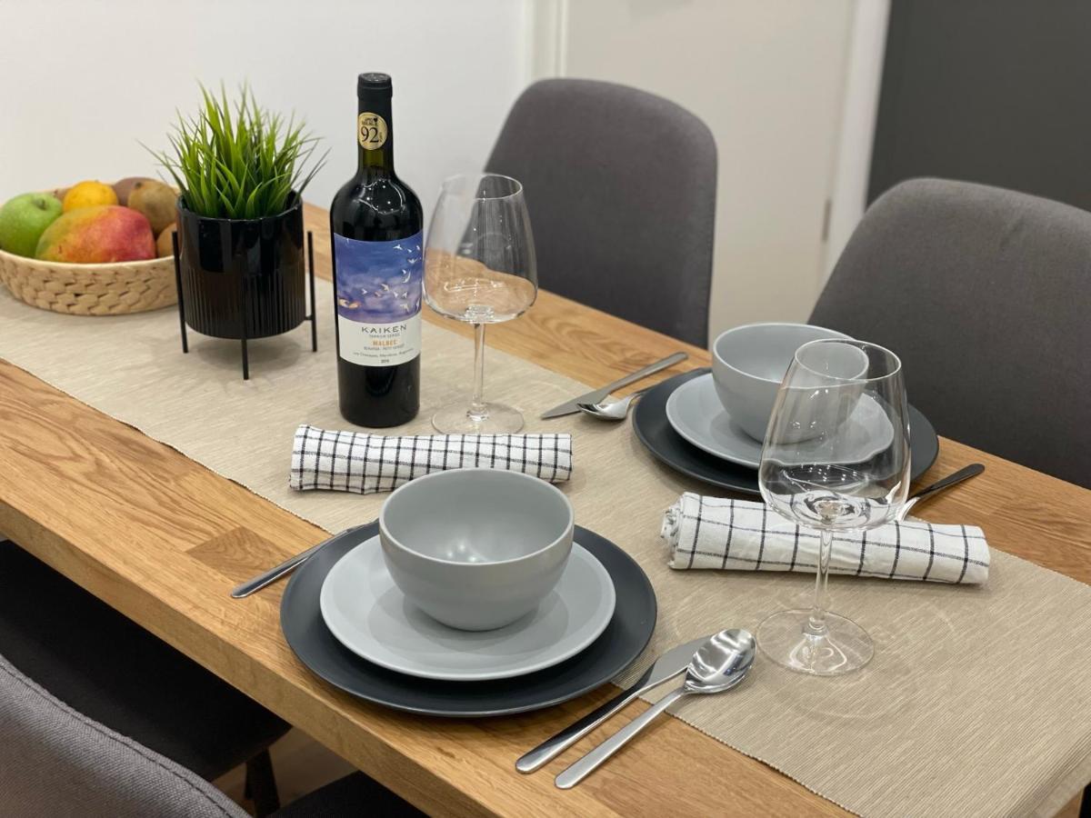Sipsix Apartment - Modern 2 Bedroom Newly Renovated Flat With Ac In Budapest City Centre Экстерьер фото