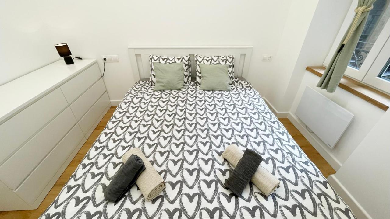 Sipsix Apartment - Modern 2 Bedroom Newly Renovated Flat With Ac In Budapest City Centre Экстерьер фото